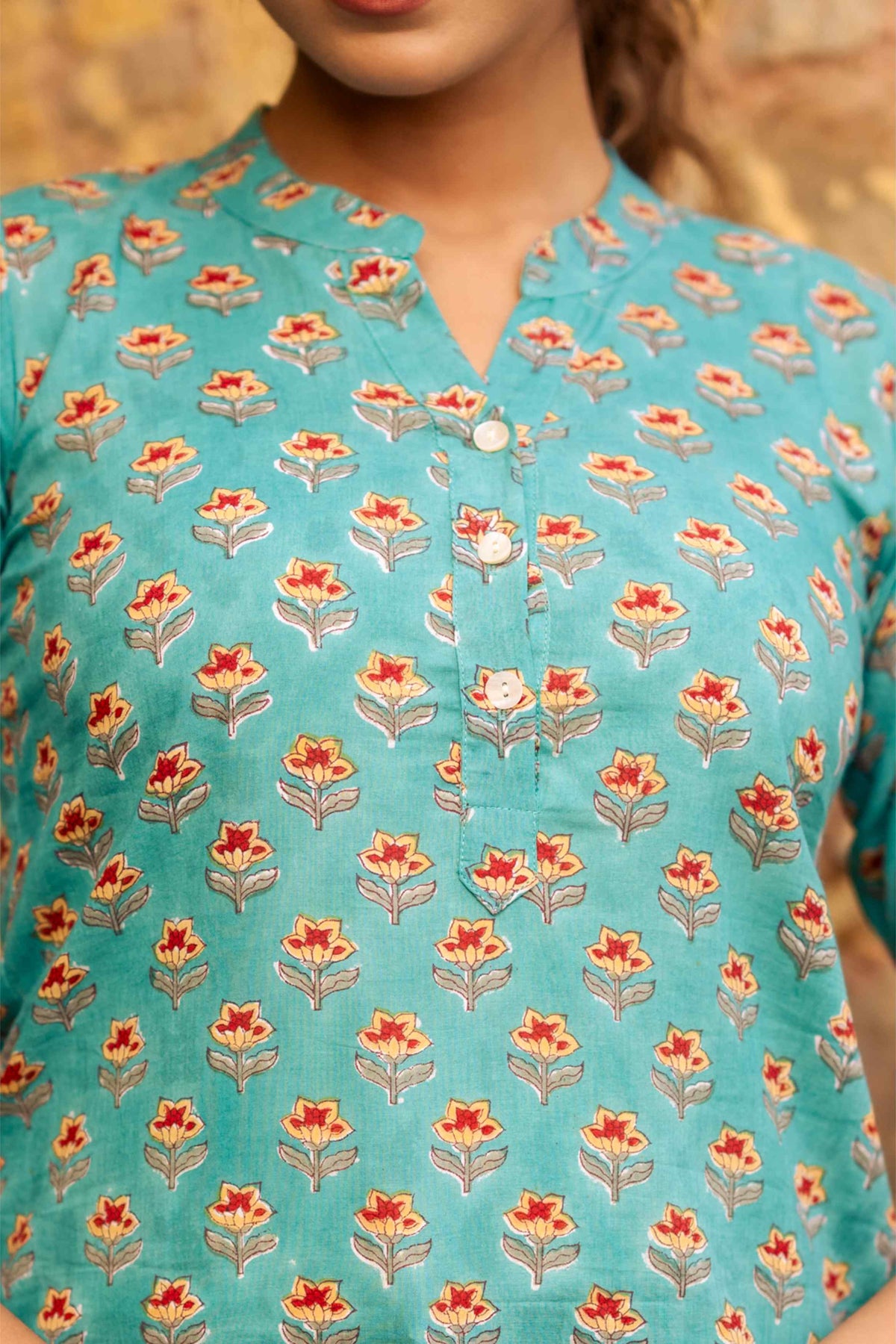 Turquoise Red Buti Short Kurta PRINTSVALLEY