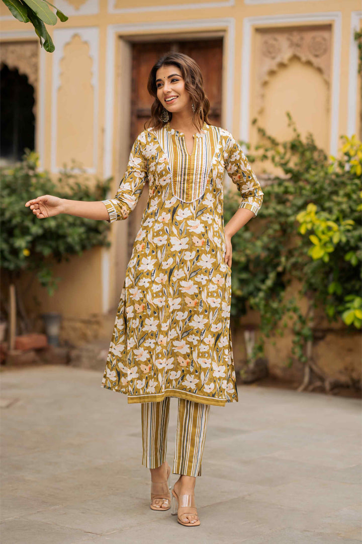 Moss Green Floral Stripe Patch Set