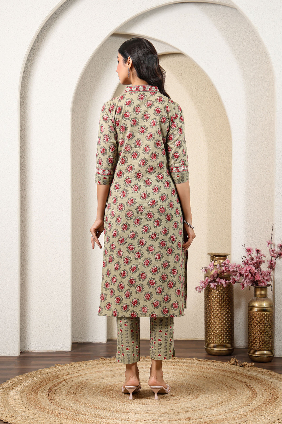 Grey Red Blossom Kurta Set