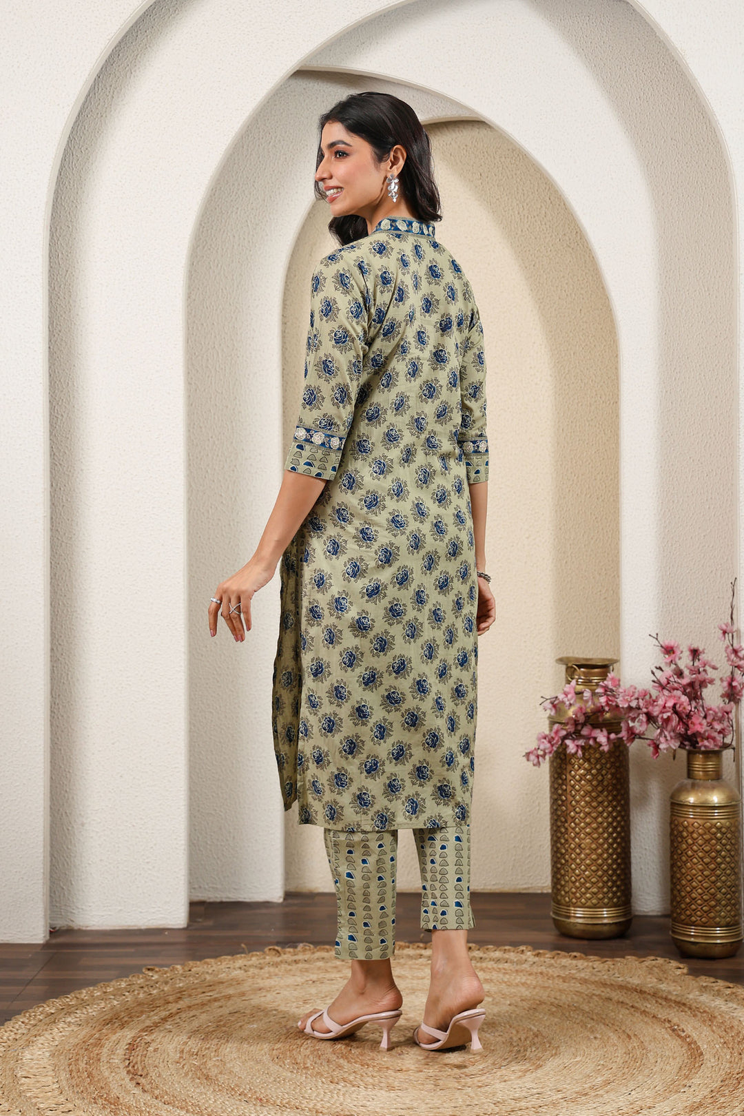 Grey Blue Blossom Kurta Set