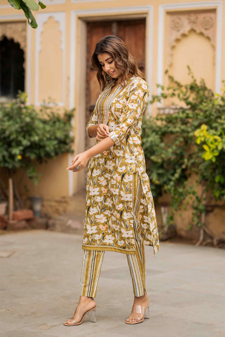 Moss Green Floral Stripe Patch Set