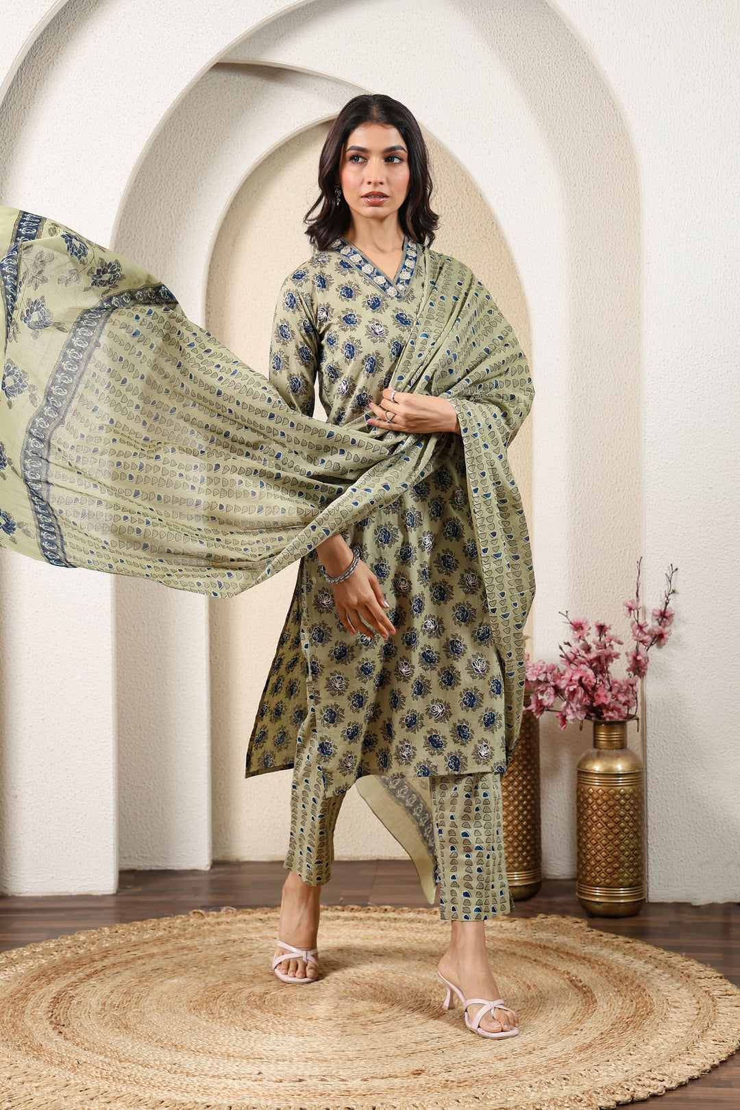 Grey Blue Blossom Kurta Set