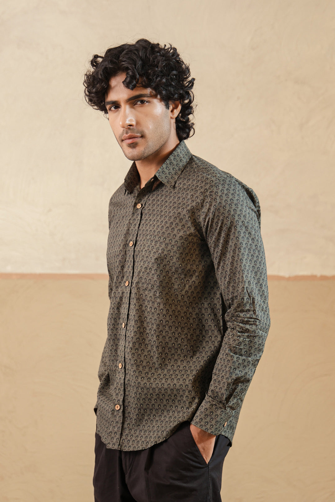 Grey Floral Buti Full Sleeve Shirt