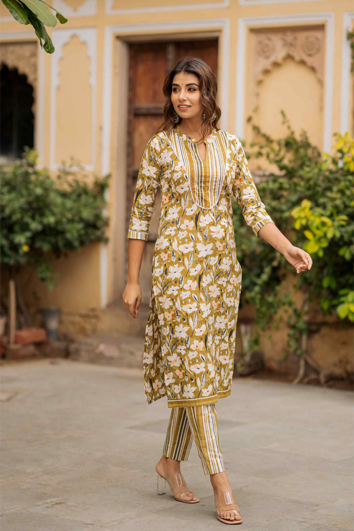 Moss Green Floral Stripe Patch Set