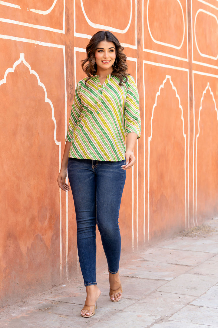 Green Lehariya Short Kurta