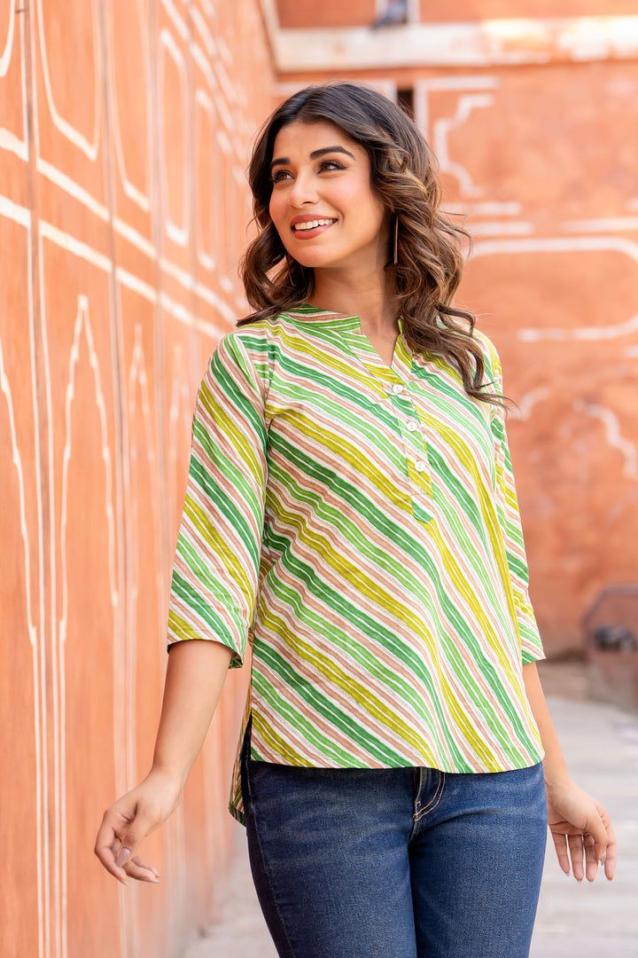 Green Lehariya Short Kurta