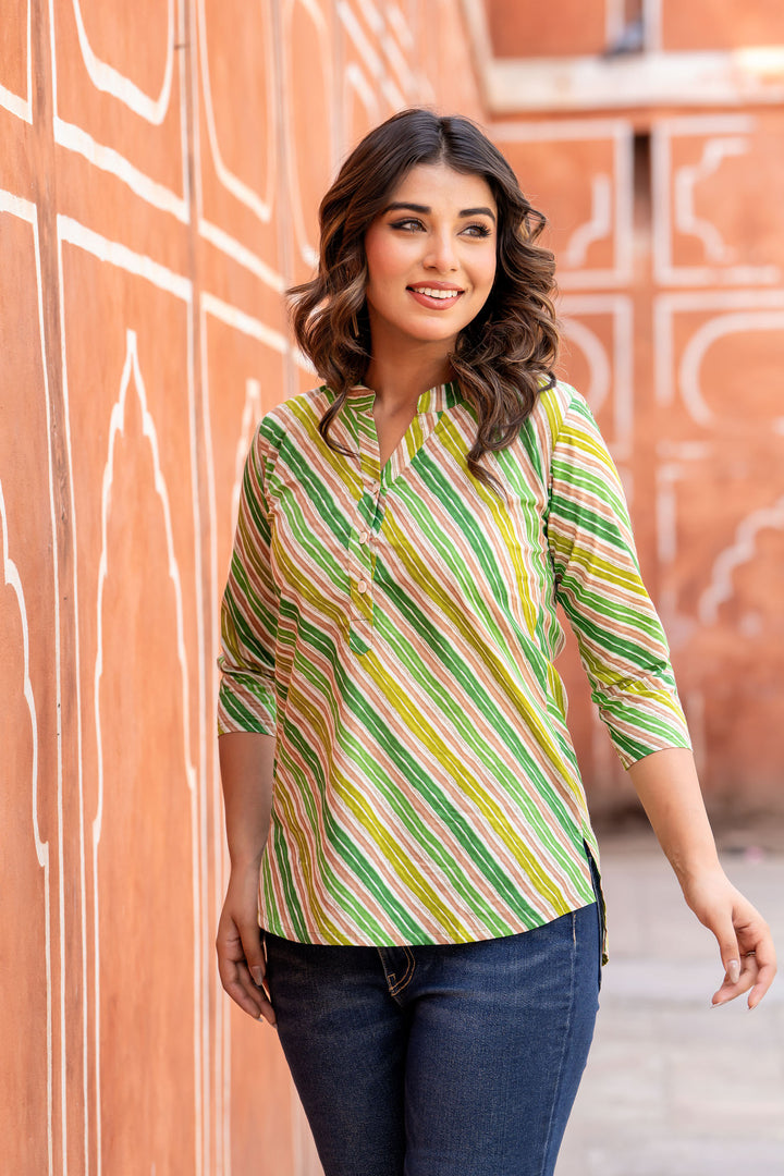 Green Lehariya Short Kurta