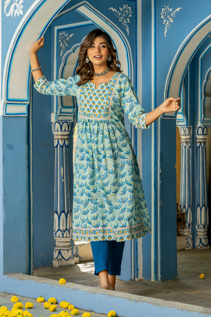 Blue Buti Floral Pintucks Kurti