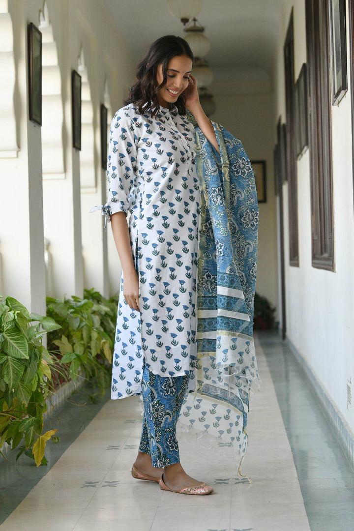 White Blue Buti Floral Set